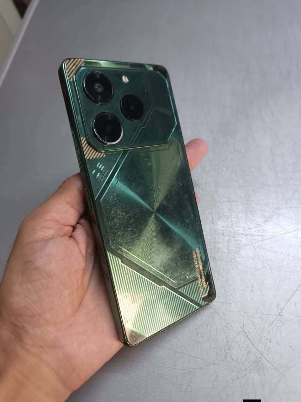 تكنو بوب 5 جي • ذاكرة ٢٥٦ • رام ١٦
