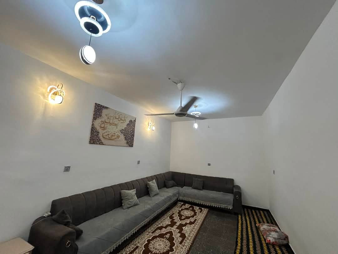 دار للبيع 100 متر بناء حديث طابقين دور الضباط محلة883 سند25 يحتوي على ثلاث 3غرف نوم+مطبخ+استقبال+ثلاث مجاميع صحية+هول+سطح خلفي وامامي +ترك+ممر ثاني+بلكونة خارجية
كامل خدمات تبليط ماء كهرباء مجاري
للأسفسار ***********
***********
