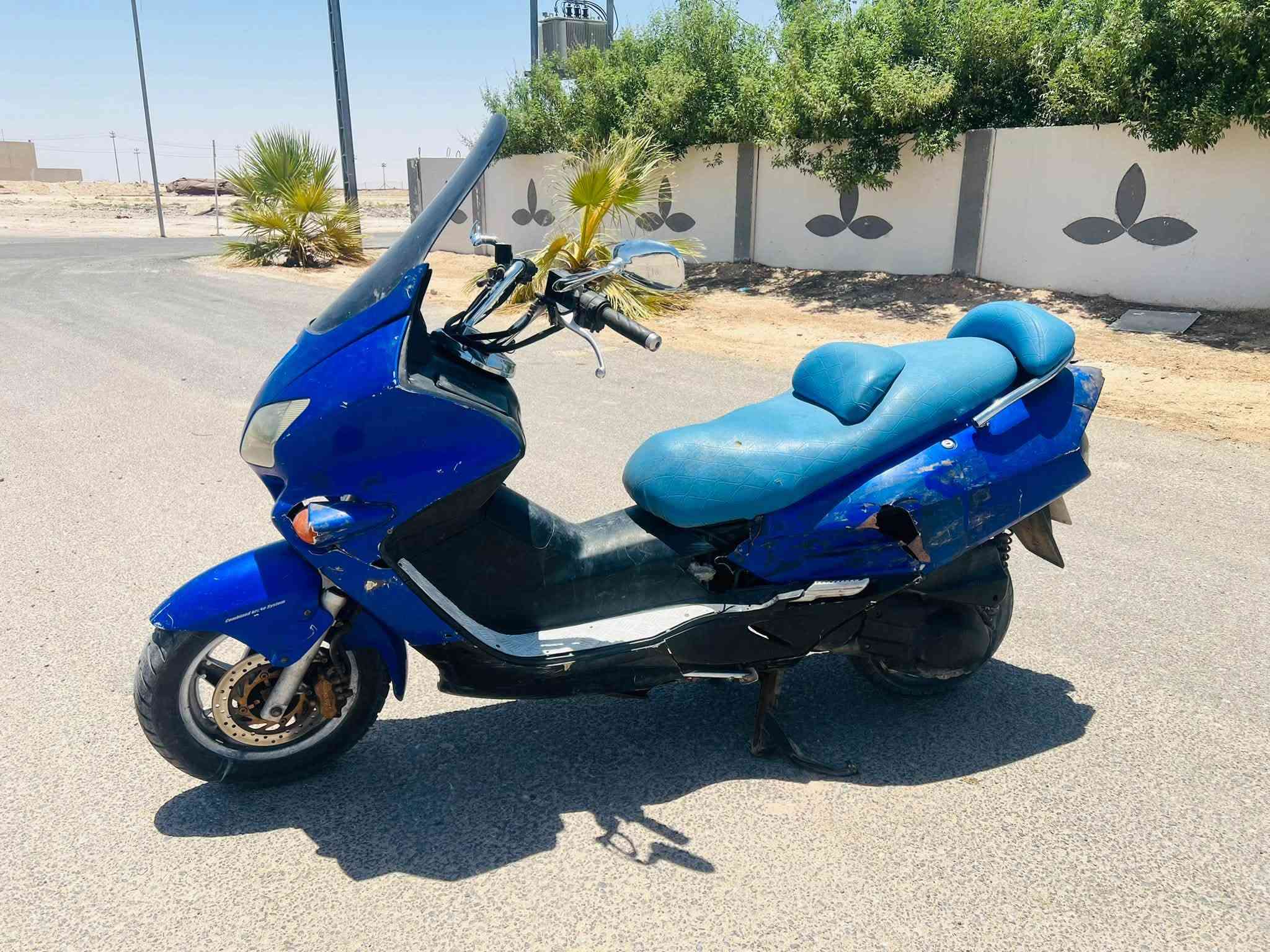 فورزه 06 سعر150 الف قفل ابيع كوم حديد دراجه تشتغل بس عوزه تعديل ابيع كوم حديد كوم حديد مكان سفون قرب مدرسه تعاون ***********
