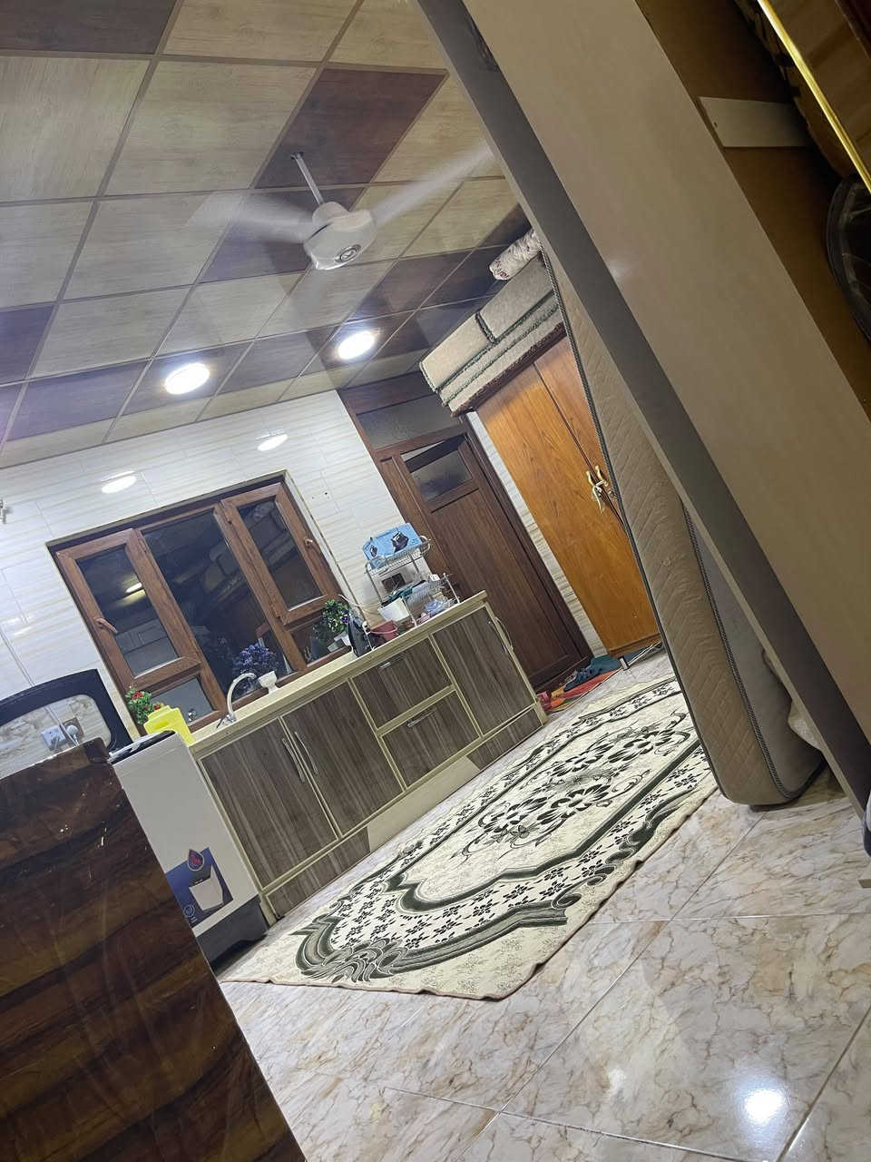 المسا حه 167 حي الوحده طابقين السعر مناسب 150 بي مجال قليل ***********
