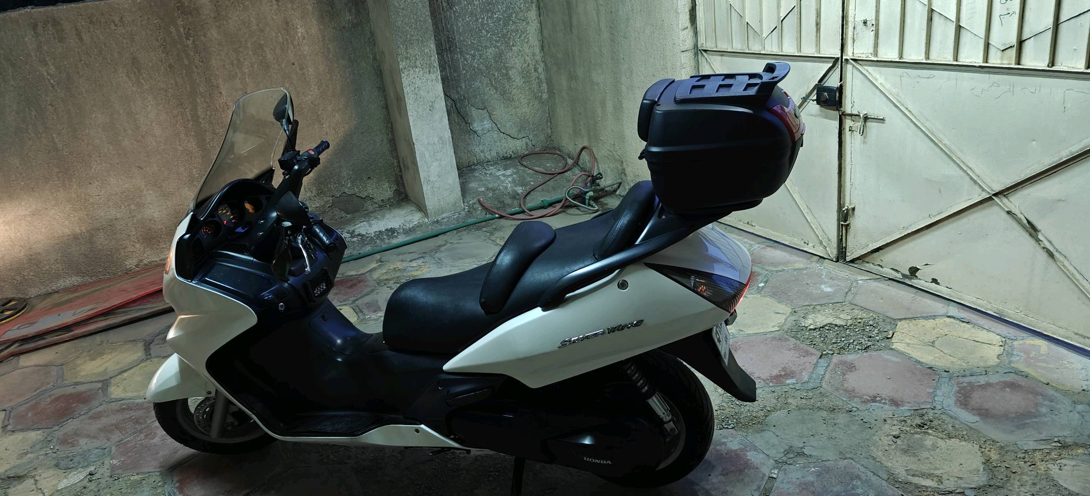دراجة سلفر 600 رقم بغداد 
كفالة عامة و بدون نقص 
السعر 28 ورقة 
للأستفسار ***********
