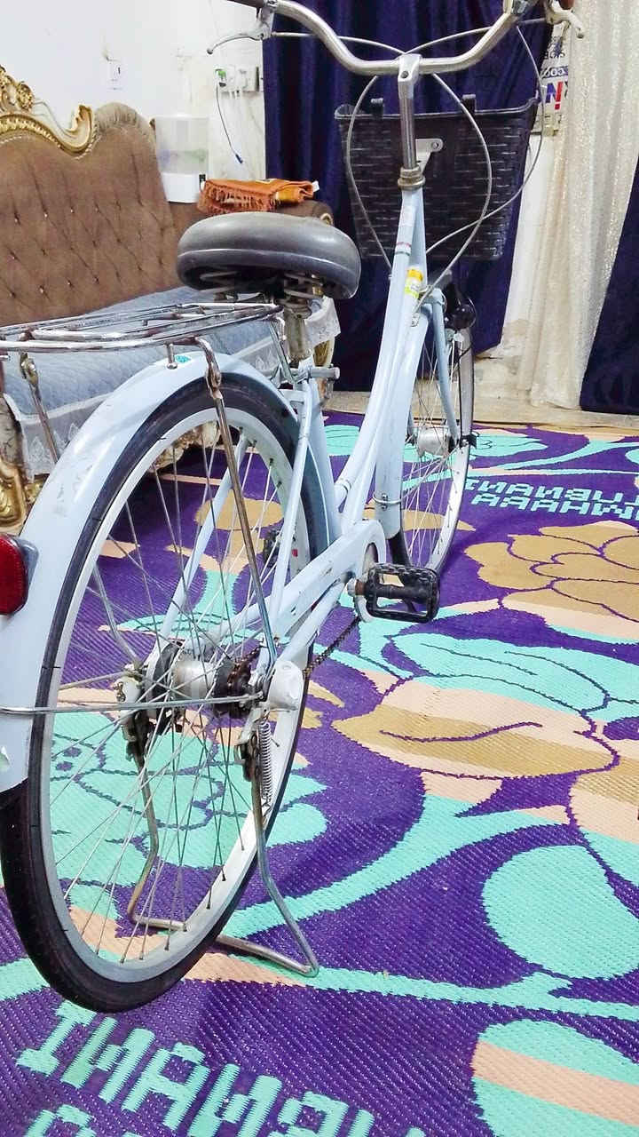 سلام عليكم 
باسكل بناتي 
لون سمائي 
تايرات جدد 
ابريكات شغالات امامي خلفي 
كير 3نمر دفن 
حساس بس كلوب ما بي 
سلة 
الباسكل حلو بل حقيقة احلى 
من الصورة تجي وتشوفة 
العنوان بغداد دورة أبو دشير قرب معمل الببسي 
‏‪***********‬‏ راسل على وتساب 
السعر 90وبي مجال للطيبين حك الجية
