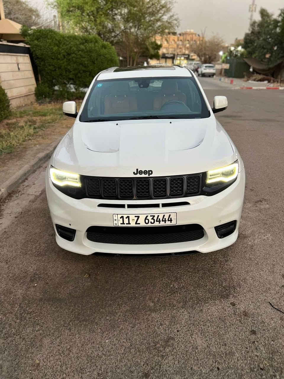 سلام عليكم جيب srt
موديل 2020 وكالة سيارة 
ماشية 100 الف كفالة عامة
مكان السيارة بغداد 
للتواصل ***********
