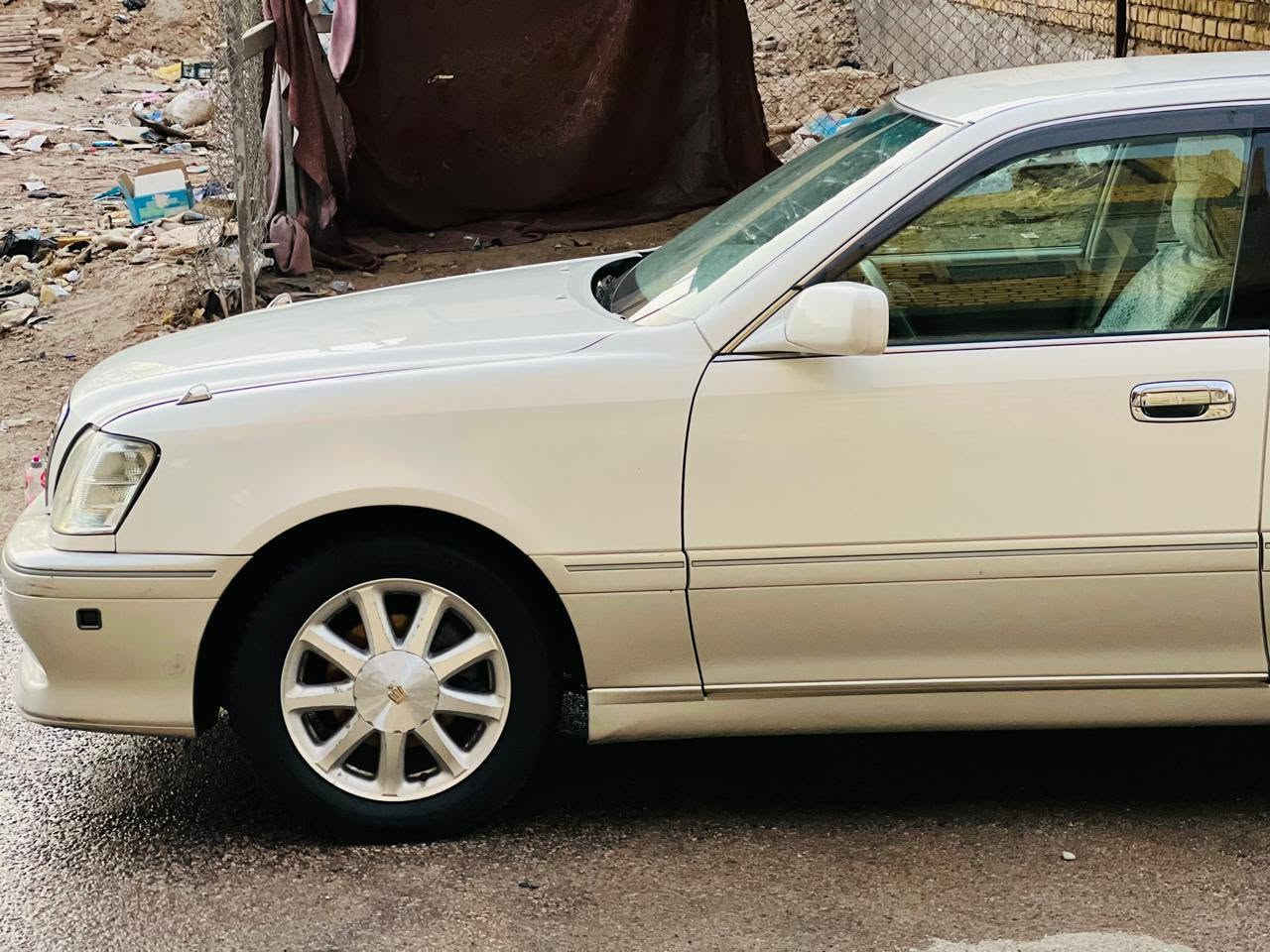 سلام عليكم
ملكه موديل 2002 ترقيم جديد قرار102
رقم ذي قار بسمي مكفوله
دكمتين ديفور زغير شاصي 71
كرستال اصل 
كشنات اربعه كهرباء
حساسات خلفيه 
مري كهرباء 
تبريد تدفئه 
كامله جديده كلش سياره وزيرو 
سعره 157 بيه مجال 
مكان ناصريه مركز ***********
