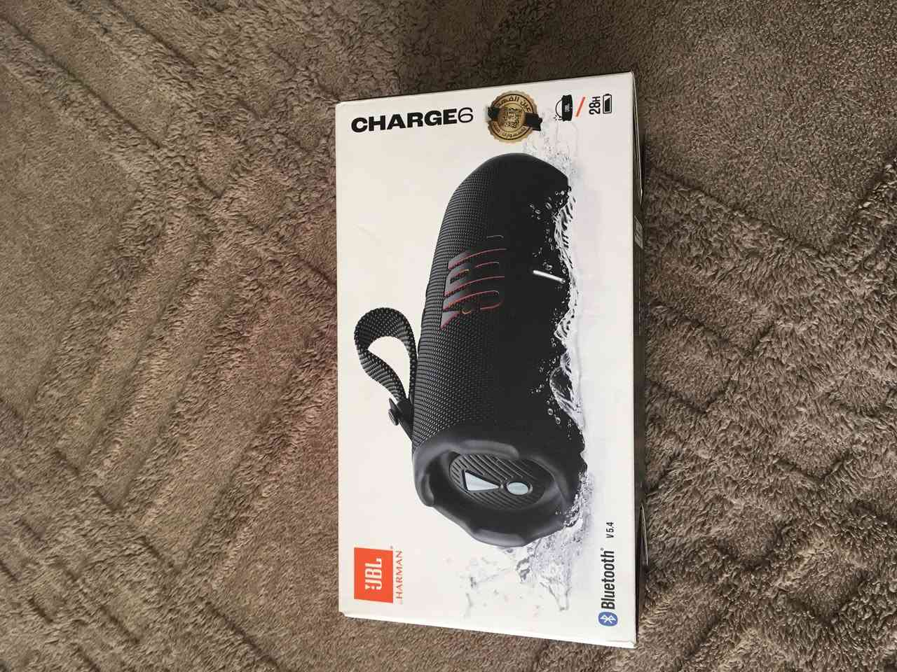 Jbl charge6 غنية عن التعريف للبيع في بغداد
