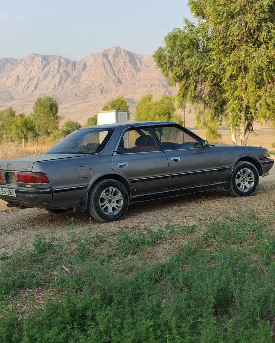 مارك 1990 رقم بغداد جاهزة محرك ونجي كير اوتوماتيك مابيها نقص العنوان ديالى جلولاء السعر 37وبيها مجال 
***********
