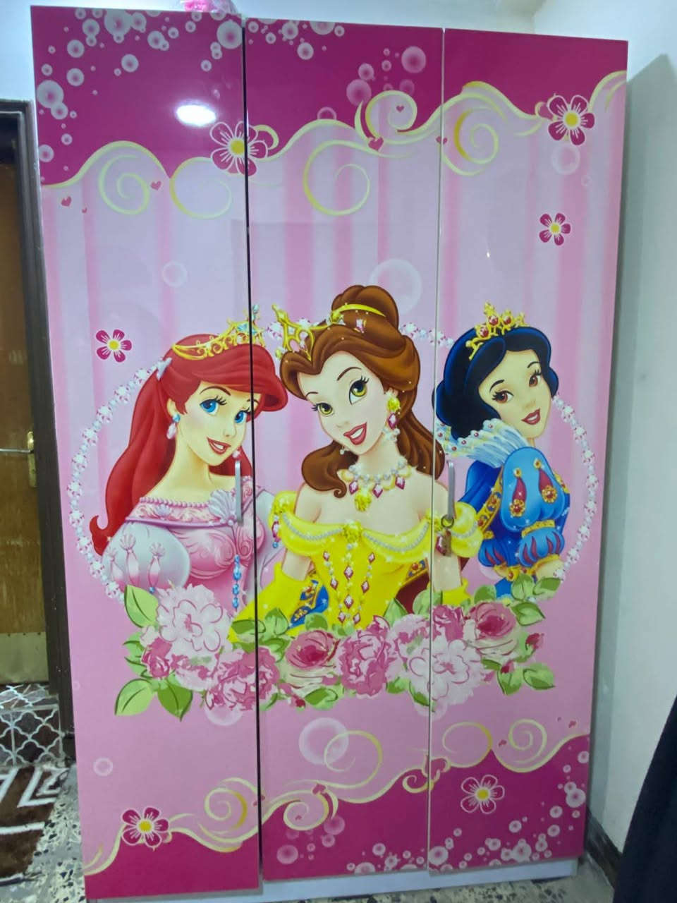 غرفة بناتيه • الكاظمية • للبيع