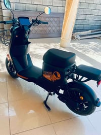 R11 جديد • ٣٠ كم • ٥ بطاريات