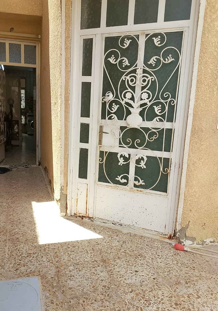 📢 رقم الإعلان: 1023

🏡 ════ ✨ بسم الله الرحمن الرحيم ✨ ════ 🏡

🔥 فرصة مميزة للبيع في بغداد / الراشدية!

🏠 بيت طابقين – مساحة 92 متر

📍 الموقع: الراشدية / منطقة البدعة

✨ تفاصيل البيت: 🔹 الطابق الأرضي: طرمة + صالة + مطبخ + صحيات + غرفة نوم
🔹 الطابق الثاني: غرفتان نوم
🔹 غرفة مكتملة، والغرفة الثانية يراد لها سقف
🔹 المطبخ والحمامات سيراميك

🎥 باقي التفاصيل موضحة في الصور 👆

📞 للاستفسار: *********** ***********

🏡 أبو أيمن للعقار

#أبو_أيمن_للعقار #عقارات_بغداد #الراشديه #بيوت_للبيع #بيت_للبيع #عقارات_العراق #البدعة
