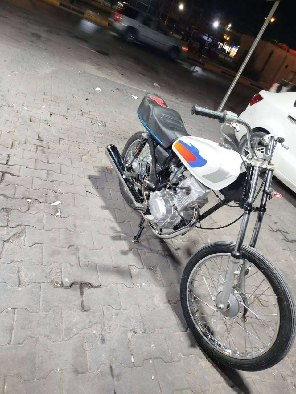 سلام عليكم دراجه نامه شلامجه ادوات دراجه حلوه وناعمه مكينه ما مفتوحه كلشي بيها جديد شوفت عينك السعر 550 مكاني البصره الجمعيات رقم ***********
