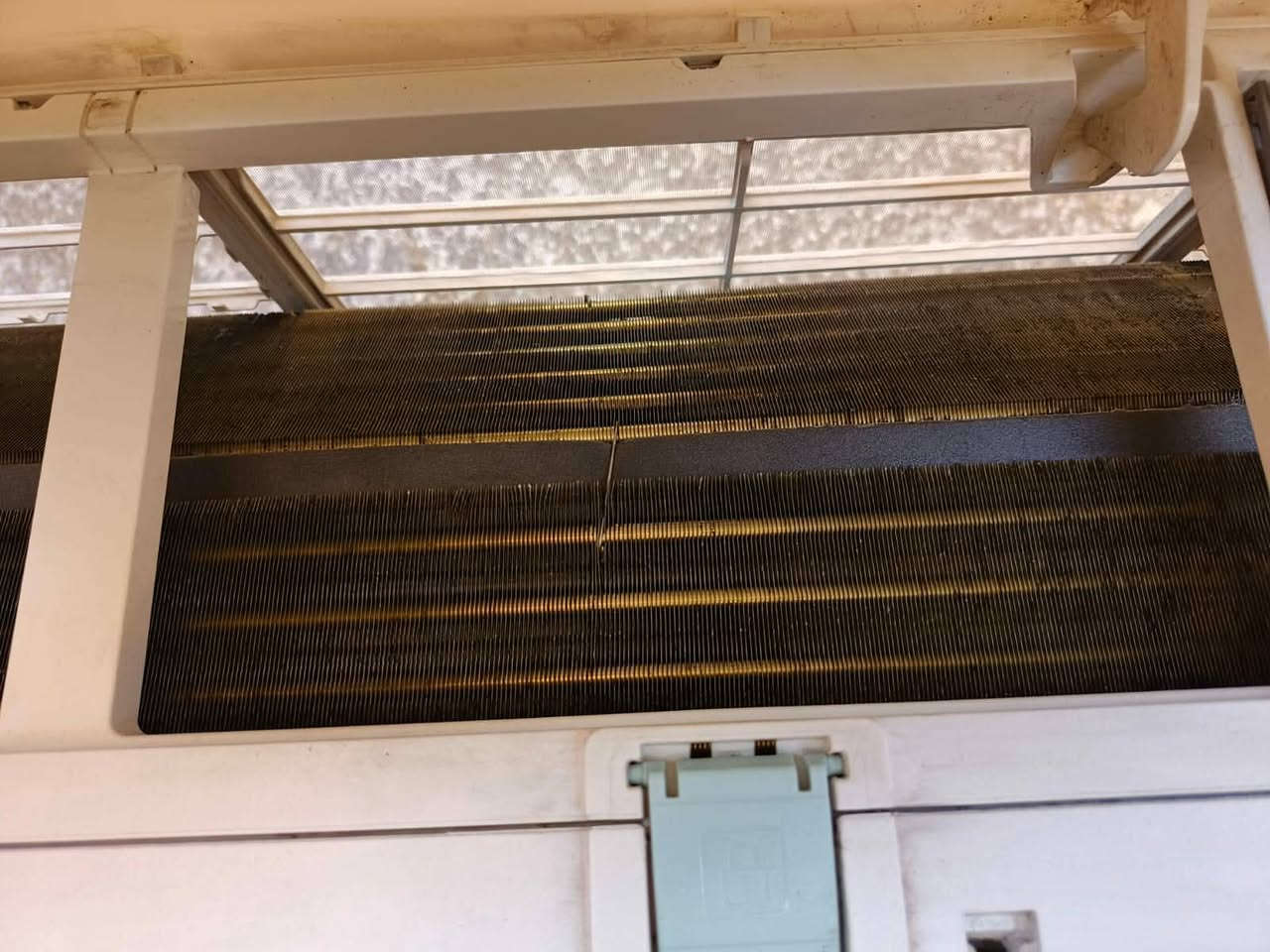 سلام عليكم عندي سبلت للبيع ميديا 2طن تبريد ثلج ❄استخدام موسم واحد فقط نضيف جدا سعر 425 العنوان بغداد الاتصال علا رقم***********
