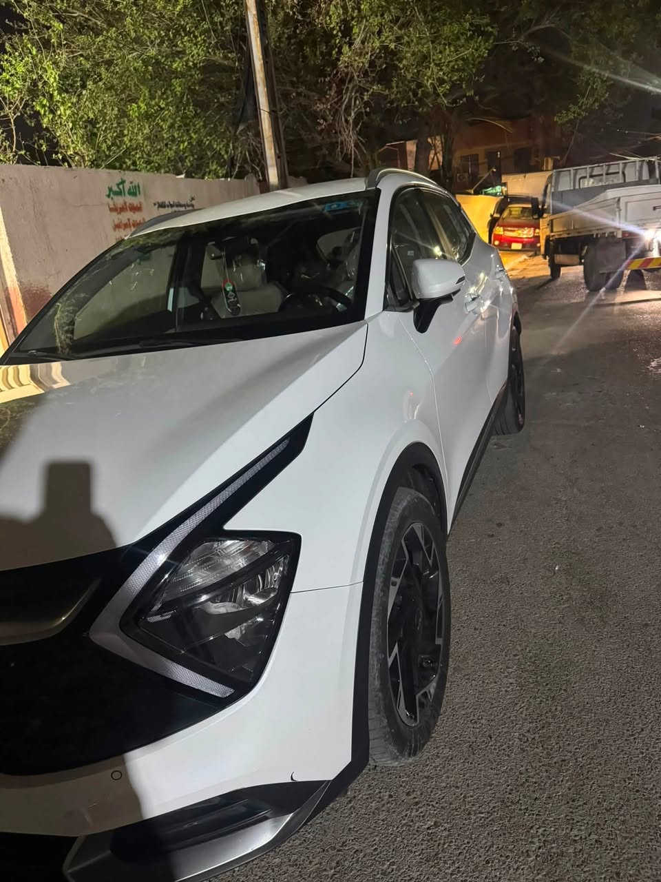 سلام عليكم
كيا سبورتج للبيع موديل 2024

ماشيه ٤٤ كفاله عامه 

مكاني بغداد حي جميله 

للاستفسار الاتصال على الرقم

***********
