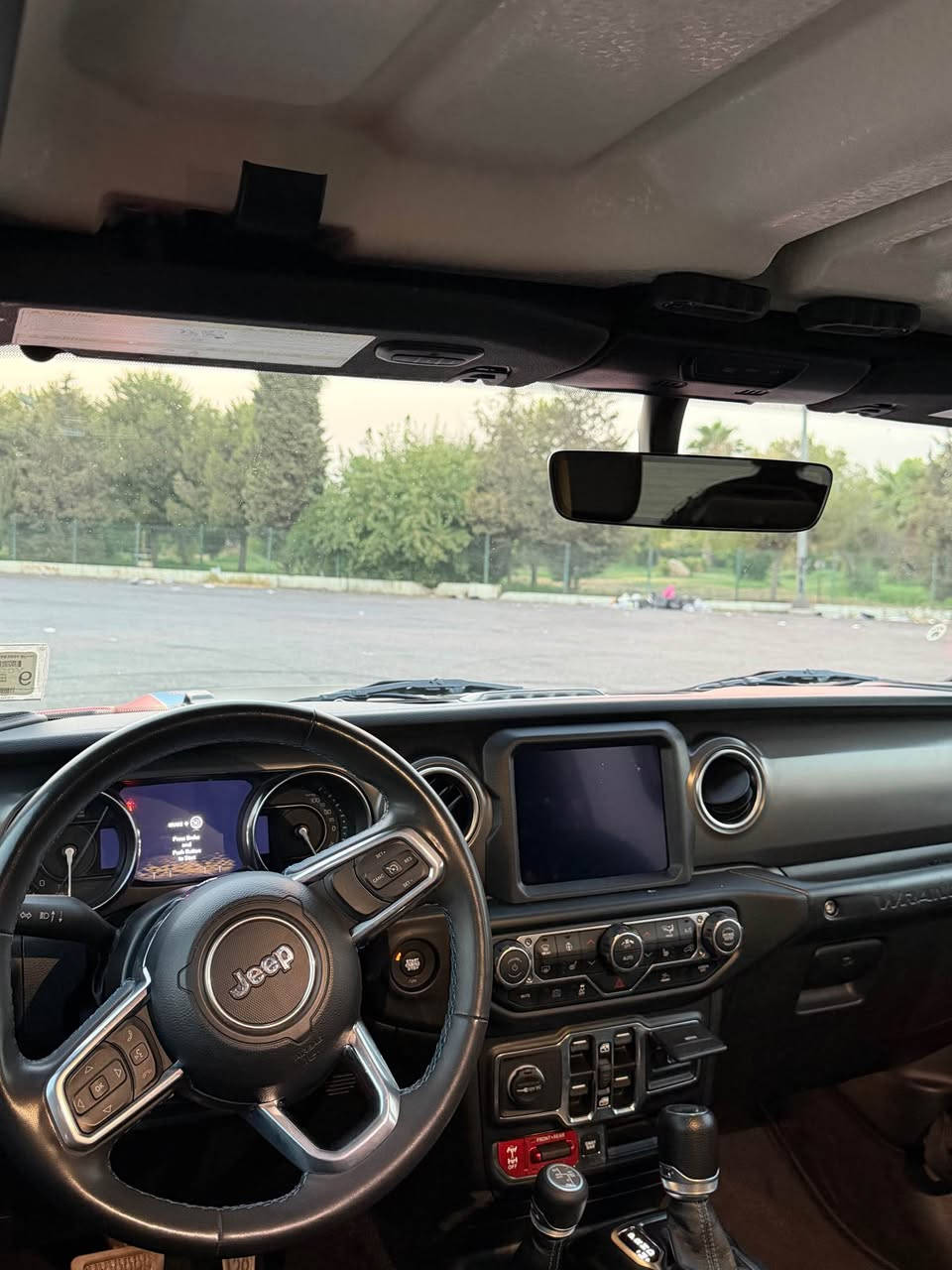 Jeep ranglar robecon2023
سیارەکە کلینە
مواسەفات رۆبیکۆنە
پلەگئین هایبریدە واتا بەنزین هایبرید کارەبای
دیفلۆکە 
تایەی باجای ئەمریکیم بۆ بەستاوە 
پیپی ئیفی ماتم کردوە زەمانی ١٠ سالی
٦٠ هەزار رۆشتوە 
هەمو سیرفسەکم لە شەریکەی تۆتاشی بۆ کردوە
سیارەکە هەتا بلی جوانە هیچ شوختو چالی نیە وەک ئەوەی تازە لەشەریکە بینە دەری ئەوهایە 
تکایە ئەگەر موشتەری نی تیل مەکە 
گۆرینەوەش دەکم بە شتیک بەدلم بیت
*********** أربيل, العراق
