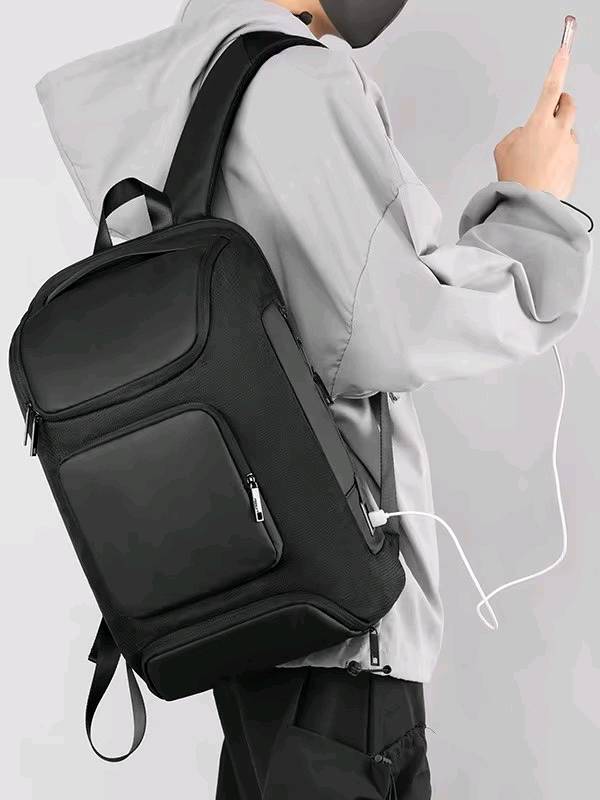 شنطة ظهر • منفذ USB • خفيفة الوزن