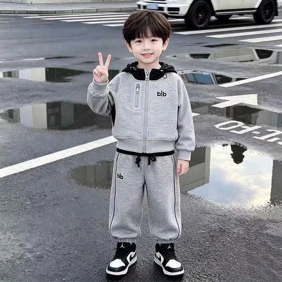 يبدي وياكم موسم بهاري داخل مجمع عالم باربي  سعر  9 💙🙂 
 
 
 .القياس/ من2 3  4،  5 6 7 8  سنه 🛑  منشاء 🇹🇷 
توفر داخل 👇
 مجمع. عالم باربي . 

👇 
عنوان الناصريه سوق شيوخ 

./ سوك مزكوف/. قرب سوك ذهب./ مقبيل علي نزار /. المكائن خياطه / . قرب. عبد علي. ركن 

يوجد توصيل 🚕👈👇
***********
*********** 
ام ياره ***********
رقم  واتساب فقط
 
رابط كروب وتساب👇 https://chat.whatsapp.com/GsFJPuaEGIw1RCqnBeVjqX?s=cl&p=a&ilr=0 

 
 
 
تنويه: ليس لدينا أي فرع آخر 🚫
للحجز والتواصل:
 • مراسلة الصفحة
 • أو على رقم الواتساب 

يوجد توصيل  محافظات العراق 🛵⁩
