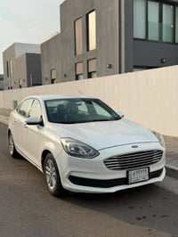 فورد اسكورت 2020 خليجية وكالة الكاصد كلين تايتل بدون صبغ بدون نواقص ما...