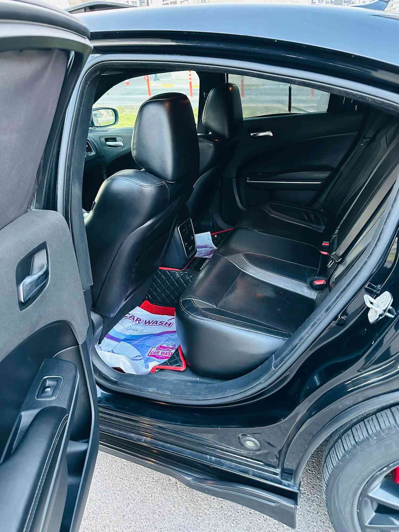 🔥 دوج تشارجر SXT Plus 2020 | فول الفول 🔥
• مكينة 3.6 V6 كفاله من الفتح 
• فول الفول 🌟
• ماشية 70 ألف ميل
• رقم بغداد
• جلد
• فتحة سقف
• تدفئة وتبريد كشنات
• رادارات جانبية وخلفية
• كاميرا خلفية
• تشغيل عن بُعد
• تشغيل بصمة
• دخول ذكي
• شاشة
• تحكم ستيرن
• داخلية نظيفة ومرتبة
• نظافتها 90%
• جاملغ والبنيد اني محدثه GT
• السيارة مرتبة وجاهزة مال حلاق جديده شوفت عينك ماشالله 

💰 السعر 188 ورقة وبيها مجال ماكو 20 بهيج نضافه وهيج مواصفات بهيج سعر 

📍مكاني بغداد الكرخ والفحص وين ما يريد

🔥 فول الفول ومواصفات كاملة، السيارة بل عافيه ع ياخذها 
للاستفسار ***********
