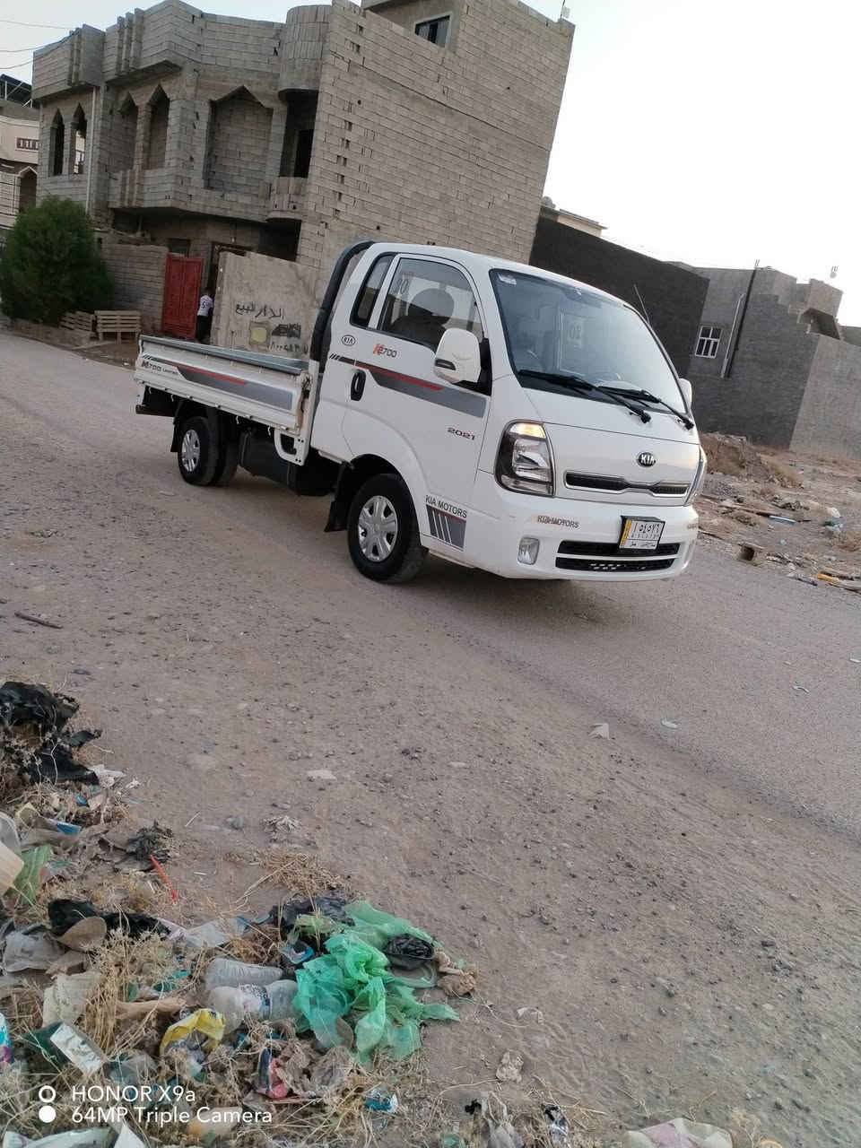 سلام عليكم البيع وبسعر مناسب 123 وبيه 

مجال شي قليل جدا 

كيا موديل 2020 مكفول من صبق وتبديل 

شرط مكفول 

من كير محرك لاتنقيص ولايبخر شرط صدر 

صدر مامي خلفي جديد تخم تاير جديد تبريد 

ثلج رقم صلاح الدين الماني شرط التحويل والقرامات 

شاصي بي ملاحضه بصيطه جدا  

مكان تكريت الديوم السعر 123 وبيه مجال 

شي قليل جدا لاتصال 

***********
