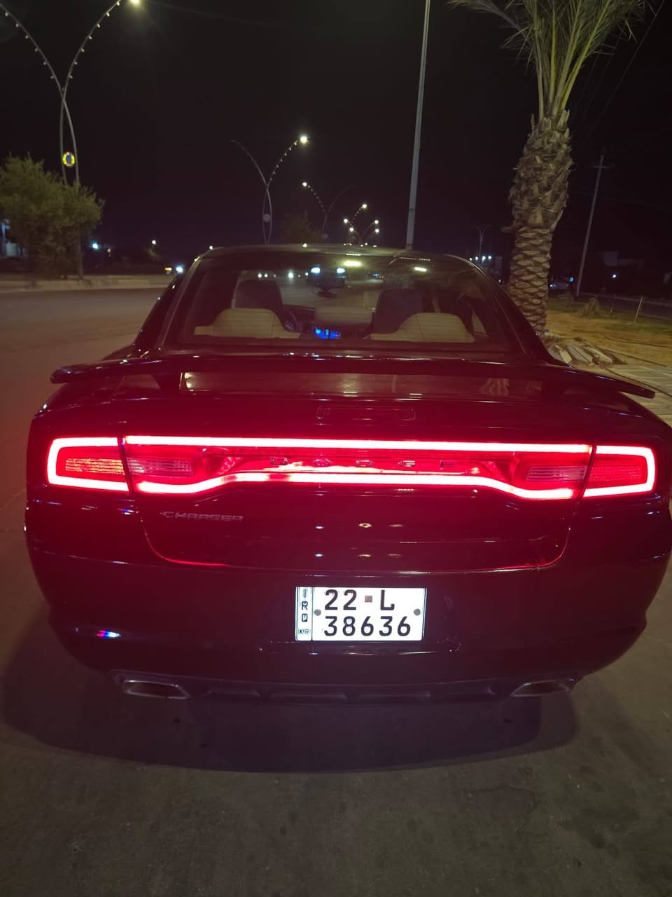 تشارجر ٢٠١١ • صبغ ومعجون • كفالة محرك