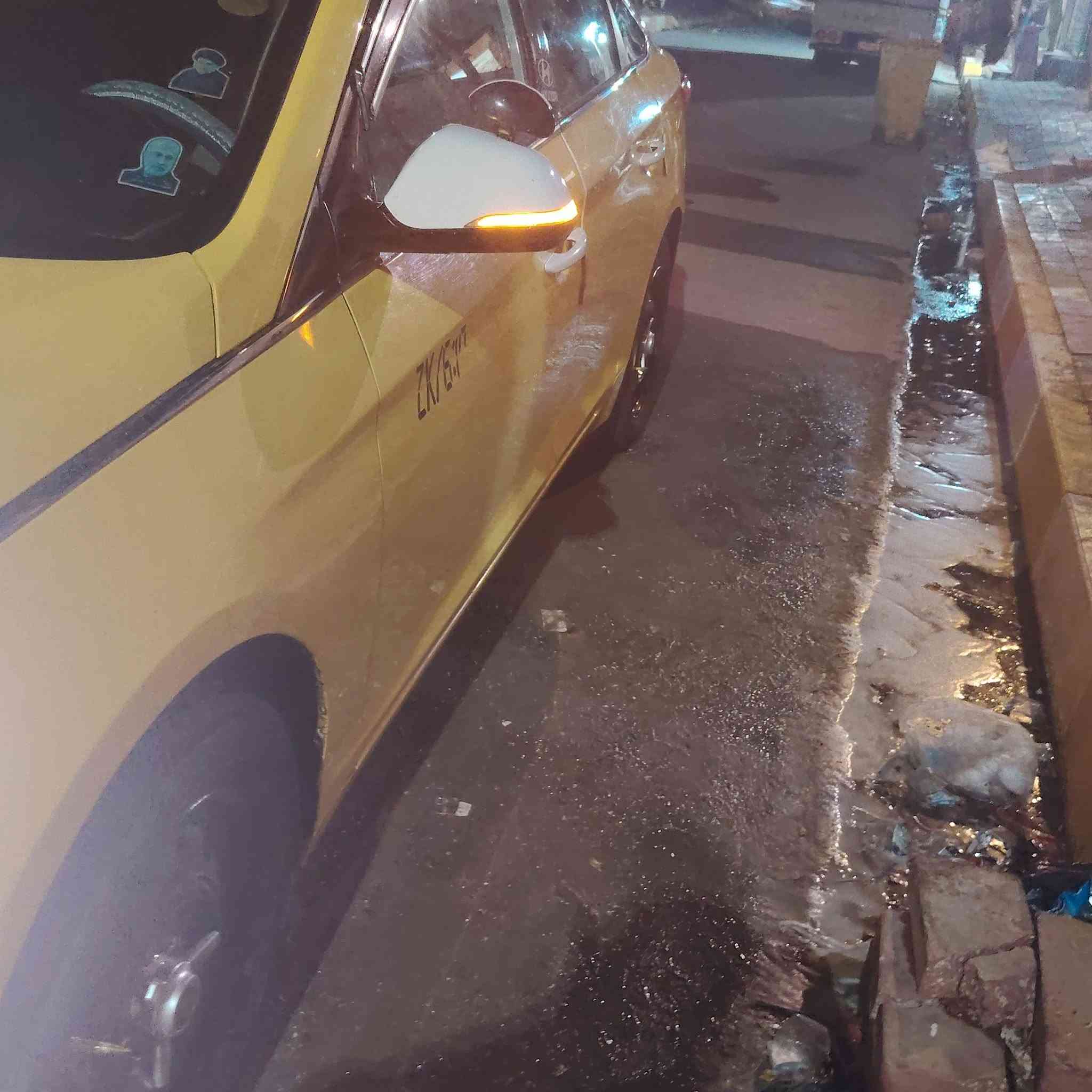 سوناته موديل 16وارد امريكي
ضربته باب وجاملغ امبدلات الاصلي. سياره جاهزه نص فول لايت زنون اصفر تخم تاير مكينه جديده توني شاده رقم بغداد انگليزي 
هورن بوش اصلي ماتخسر عليه الف دينار 
تبريد ثلج حداديه جديده السياره احلئ من الصوره ابيع مستعجل. سعرها 115وبيه مجال 
مكاني ذي قار قضاء النصر للاستفسار ***********
