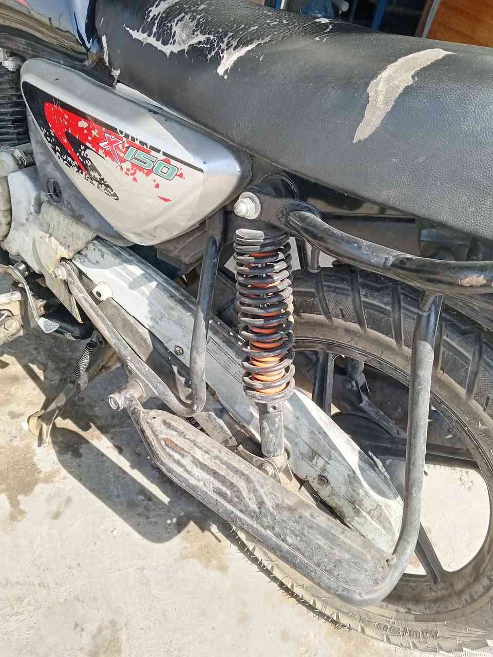 بوكسر للبيع 22 
عنوان بغداد اليوسفيه ***********
***********
