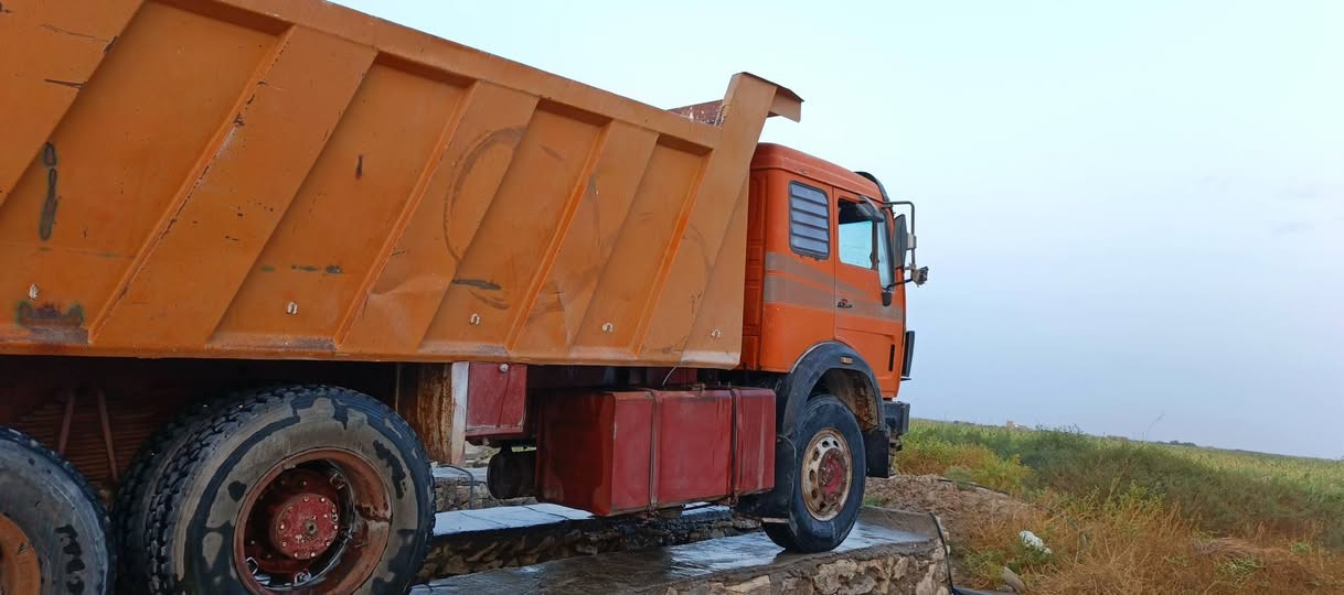 للبيع • شاحنة • للاستفسار