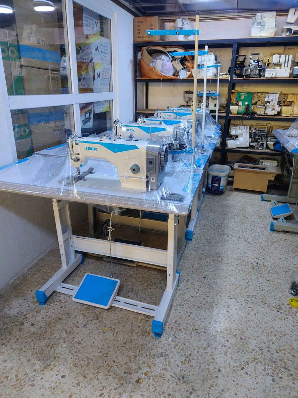 السلام عليكم مكائن جاك اصلي ابو حفر مستخدمين شي قليل السعر 350 الف
🔧 بيع وشراء + تصليح مكائن الخياطة -🔧 الموصل 🔧 
متوفر عندنا:
✅ مكائن خياطة صناعي ومنزلي - جميع الماركات
✅ تصليح جميع الأعطال + قطع غيار أصلية
✅ ضمان من 15 إلى 20 يوم على التصليح  
✅ تصليح موقعي 🚐 نجيك لحد ورشتك أو بيتك داخل الموصل

📍 نغطي جميع مناطق الموصل
📞 واتساب/اتصال:[***********]

نشتري مكائن مستعملة بحالة جيدة بأحسن سعر

مكينتك عاطلة وماتكدر تنقلها؟ دزلي ونجيك❤️💪.
