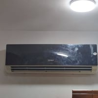 عندي هذه السبلت شغال كلشي مابي بس عيبه الوحيد من تكون حاره مينطي هوى ب...