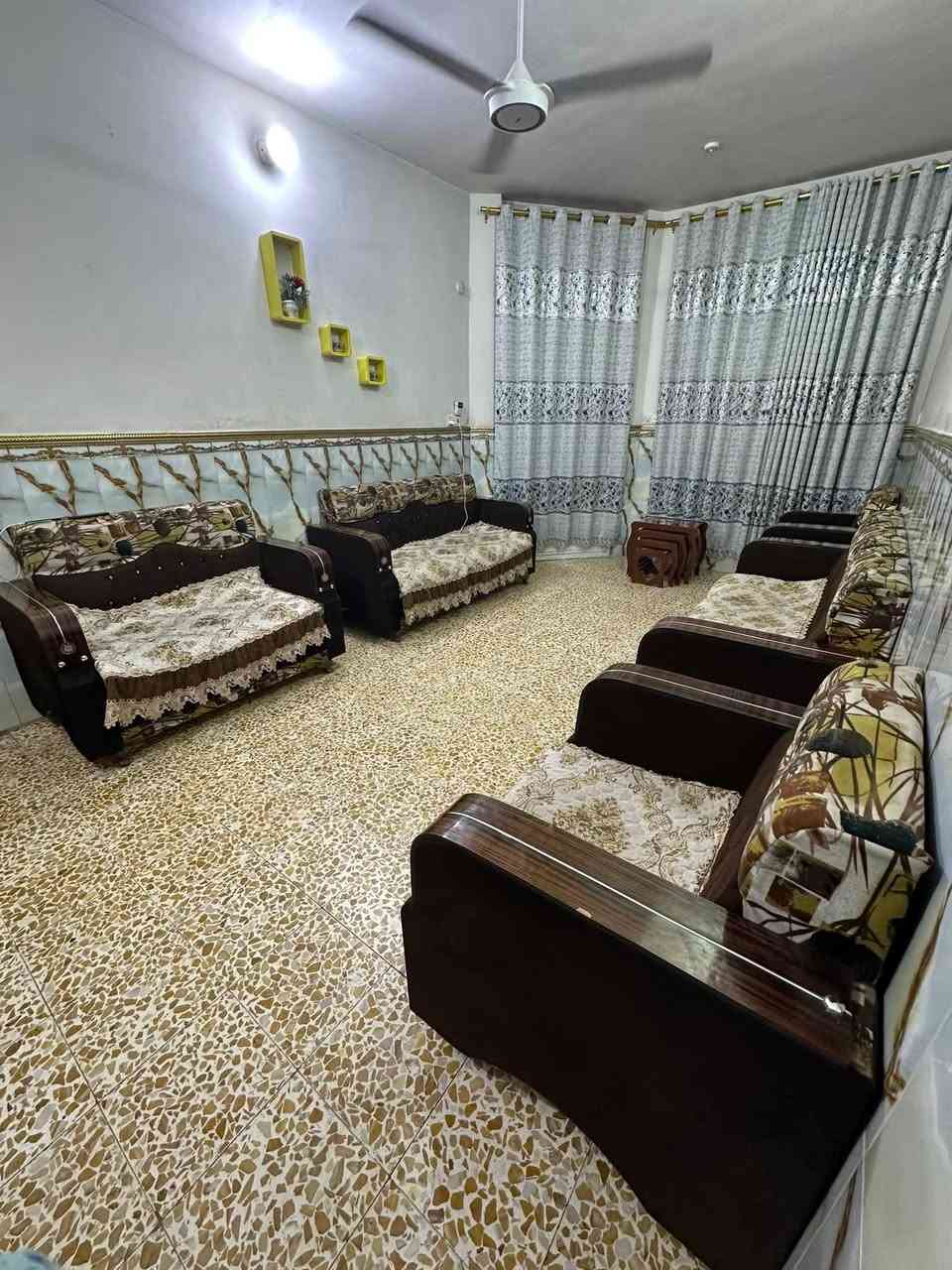 السلام عليكم اخوان بيت بالمشتل شارع المدارس زراعي سند ١١٧ للبيع مساحة ١٣٥ يحتوي طابقين الطابق الأول يحتوي كراج واستقبال و غرفه ومطبخ و حمامات ٢ ومنور و الطابق الثاني غرفتين وغرفه سويت و ٢ بلكونات بناء حديث للتواصل على الرقم
***********
او على الصفحه خاص
وبي مجال للشراي
