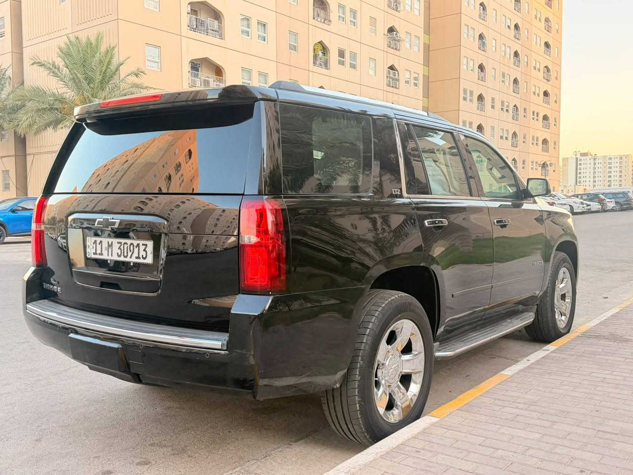 السلام عليكم
تــاهــو مـــوديــل 2016 
LTZ   فئه  
فووول مواصفات
عدا الفتحه  
ماشيه 125 M شرط الفحص  
سماعات BOSE
كشنات تدفئه + تبريد 
كشنات كهرباء خلفي امامي داتاشو 
7 راكب 
شاشه ديجيتال 
صندوق كهرباء 
بصمه 
داخل  vip
كشنات هزاز 
كامره خلفيه دواره 
شحن لاسلكي 
رادار من جميع الاتجاهات 
حساس امامي خلفي معه تحذير 
نضام تحذير اصطدام 
نضام تحذير عند خروج المسار 
كراسي خزن ميموري 
جميع الابواب بصمه 
ويل 20 اصلي بلادي  
اشاير بلمري + رادار تحذير 
وبعد بيها هواي مواصفات مال فول 
باتري مع منضومه بانزين مع ادامه كامله  حته دسكات امامي خلفي جديد وكاله شرط 
تخم تاير جديد 
السياره حيل جديده  
السونار مرفق بلمنشور 
فقط جاملغ امامي مبدل اصلي والقديم مالها موجود مع مكان بارد 
السياره صار سنين عندي استخدام شخصي 
السعر  275 
بسمي تحويل ثاني يوم 
هزه وفحص وارقام جديد
مكان السياره بغداد (بسمايه او الزعفرانيه ) ***********
