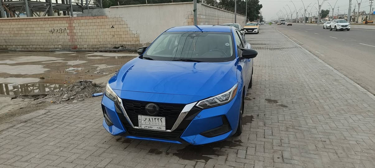 نيسان سنترا موديل 21 حره
بيها فقط بنيد وشوي بلباب قريب ع دوسه 
ماشيه 70 الف سياره جاهزه من كلشي 
حداديه جديد تبريد كير مكينه كفاله عامه 
مكاني بصره حي الحسين 
رقمي ***********

