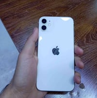 آيفون ١١ • ١٢٨ • ابيض