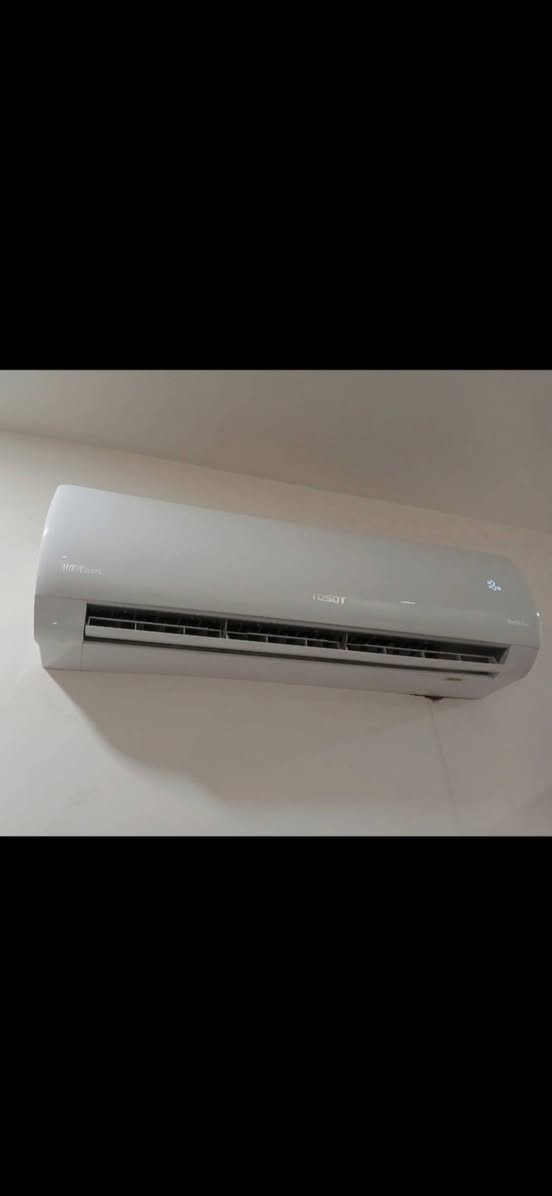 سبالت حجم طنين خوات الجديد 
كلهن انتاج حديث 
غاز 410 تدفئة تبريد  مشتغلات موسم واحد فقط 
بلاديات على وضع الشركه بدون اي تصليح 
ملحقاتهن كامله بواري ريمونت قاعده وايرات 
جاهزات من كلشي 

نوعيات الاجهزه 
1 توسوت 
2 ميديا 
3 بلسان 
4 گري 

سعر الجهاز 500 نهايته 

📍مكاني بغداد قريب الشعب بوب الشام 
📞للاتصال بالرقم ***********او وتساب 
يوجد خدمة توصيل 🚛 داخل بغداد

نص مكتوب في الصور:
- HONOR X9b 108MP Ultra-Sensing Camera