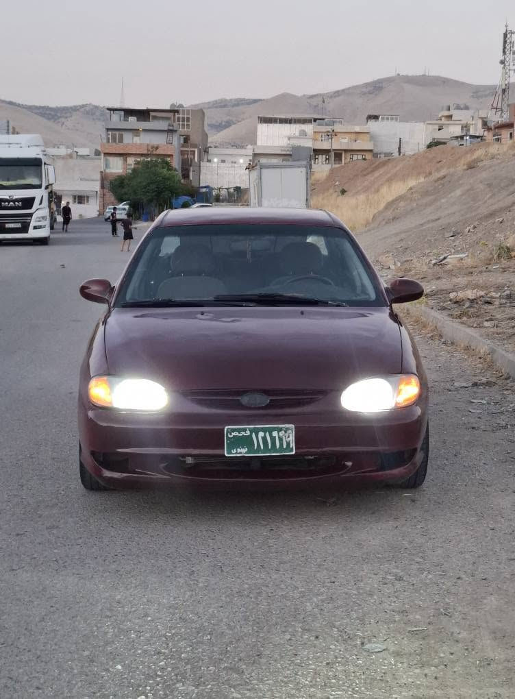 کیا سیفیا 2001 ئارمی پلاستیک بەشەرتی ئەوەلیات گێڕ و مەکینە و تەبرید بەشەرت  مەکینە سور مەرغوب، زۆر بە هەڵمەتە و بەنزین کەم ئەخوات ، مەکینە لۆکی لەسەرە ،دەعمو لێدراوی نیە پشت و پێشی کەپسە  141 هەزار مایل ڕۆشتوە،   شاشە و بلوتوسە  هەموو شتێکی ئیش ئەکەت *********** السليمانية, العراق
