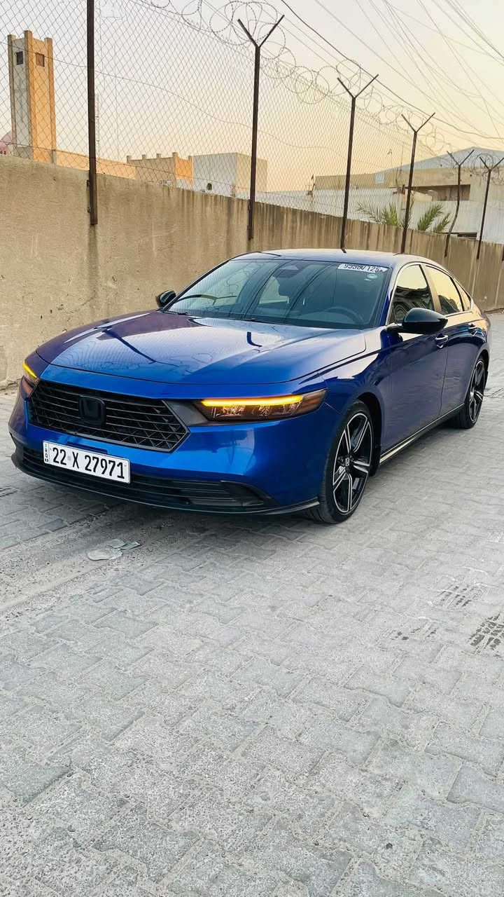 السلام عليكم موديل 24 ماشيه 14 الف جديده صبغ بنيد فقط مكان بغداد الغدير سعر 185
***********
***********
