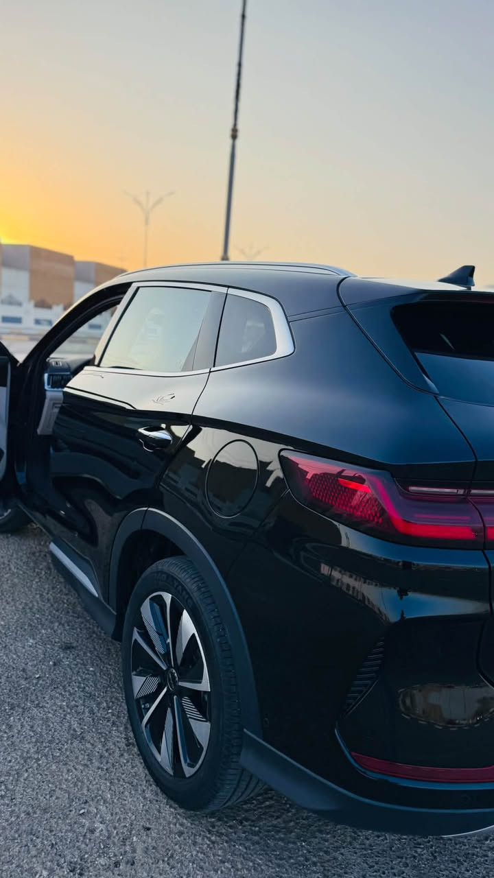 للبيع BYD سونگ بلاس موديل 2025
مكفولة رقم بغداد 
فول مواصفات 
بانوراما كشن كهربائي اناره محيطية تبريد قطعتين 
مري شفط رساله ترحيب دخول وخروج 
13 كامره محيطية و 12 حساس مع رادار 
مثبت سرعه + قيادة ذاتيه 
البطارية الكبيرة مدى البانزين 1350 كيلو 
تبريد قطعتين جنطة كهربائية 
وبعد بيها مواصفات هواي 
مكان السيارة كربلاء 
للاستفسار / ***********
