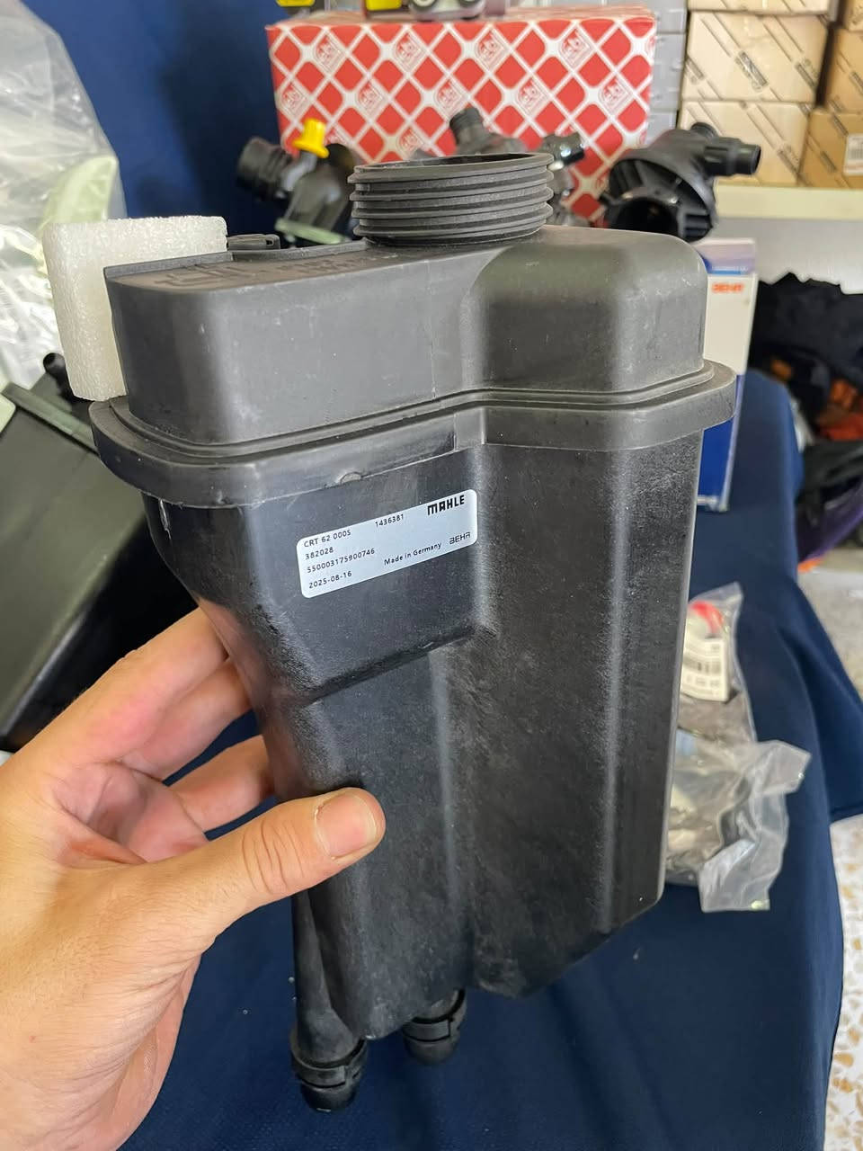 🚨🔥 قطع غيار BMW متوفرة 🔥🚨

🔧 BMW Coolant Pump — FEBI
⛽ BMW E39 Fuel Filter — BMW Group
💧 F02 Coolant Pipe — BMW Group
🌡️ BMW Thermostat 2005–2017 — MAHLE
⛓️ N20 Engine Timing Chain
🔩 N20 Engine Head Gasket

✅ جودة عالية
✅ قطع مختارة بعناية
📦 متوفر حسب الموديل والقطعة

📍 Hamed Service – Zakho

📲 WhatsApp: ***********
💬 أو دزلي رسالة على الماسنجر

📌 دزلي موديل السيارة والمحرك أو رقم القطعة، ونخبرك بالتوفر والسعر.

🔥 Hamed Service — تخصصنا BMW 🔥
