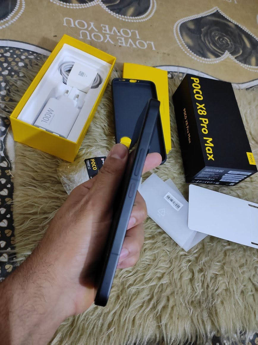 سلام عليكم اخوان جهاز بوكو x8 pro max قطعه نضيفه جدا نضافه ١٠٠ب١٠٠ كامل ملحقاته ذاكره 512-12 صحه البطاريه 100 اخوان معروف مواصفاته من معالج وبطارية ٨٥٠٠ وسعر حاليا بعد صعود يتجاوز ٨٥٠ الف للبيع بسعر 675الف فقط مكاني بغداد مدينه الصدر توصيل ماعندي للاستفسار اخاص او وات ***********
