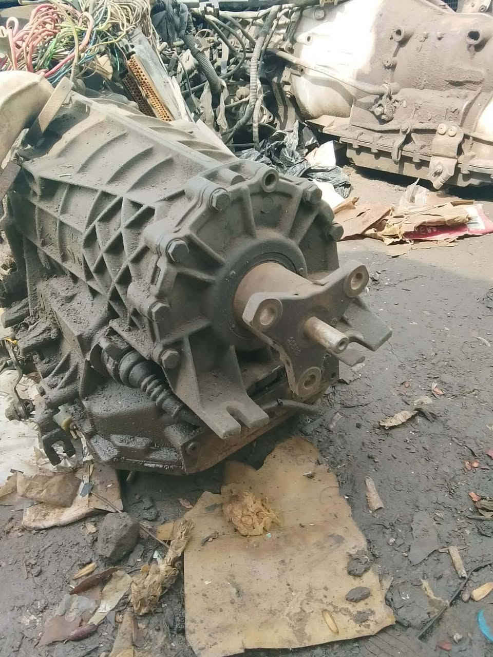 بيم ٣٥ • قطع غيار • للبيع