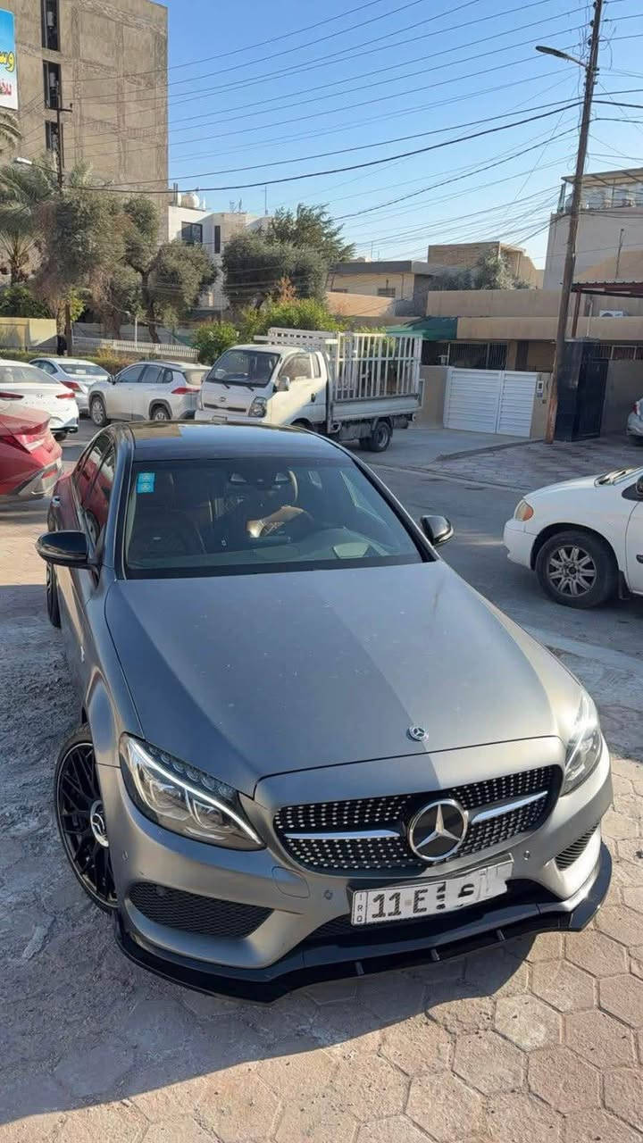 السلام عليكم
قطعه نادره وخاصه طلب بيه  للبيع مارسدس c_class  c300 رقم بغداد بسمي السيارة طلب خاص لون او مواصفات السياره وارد كندي موديل 2018 السياره بيهة قطع كلير مثل مموضح بالسونار ماشية كلش قليل 118 كيلو متر مكينة 4 سلندر تيربو  السياره اعلى مواصفات 1/1 المواصفات المعروفه مال c300 الفول للاخير +طلب خاص الجكات بلادي واللون المميز طافي سياره جديده كلش مناقصه برغي ترايك وين متريد السعر 183 وبيه مجال مكان السياره بغداد حي الخضراء استفسار *********** بغداد, العراق
