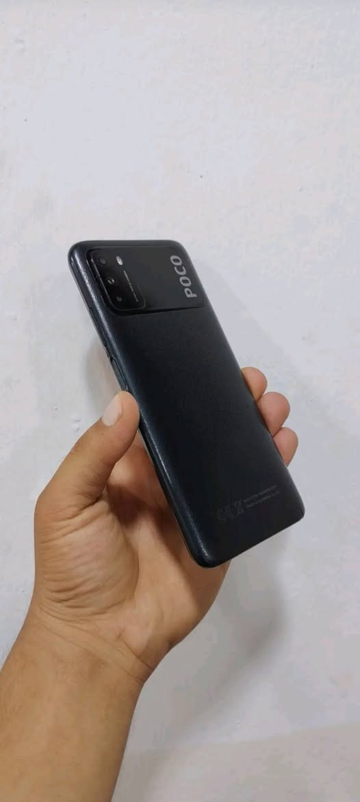 جهاز پوكو M3 
معالج سناب دراكون 810
بطارية 6000 تايب سي
بصمات 2 وجه + الاصبع جانبي 
دبل سيم كارت او رام 
ذاكره 128 كيكه رام 6
جهاز كلش حلوه او سلس سريع بلالعاب وبرامج مامفتوح بلادي شركة كل عيب مابي بشرط 
للبيع سعر 85 الف بي مجال حك جيه 
شراي اتصل *********** كركوك, العراق
