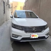 بيع مستعجل  سيارة نوع MG/RX5 موديل/2021 اللون/أبيض السيارة ماشية 69700...