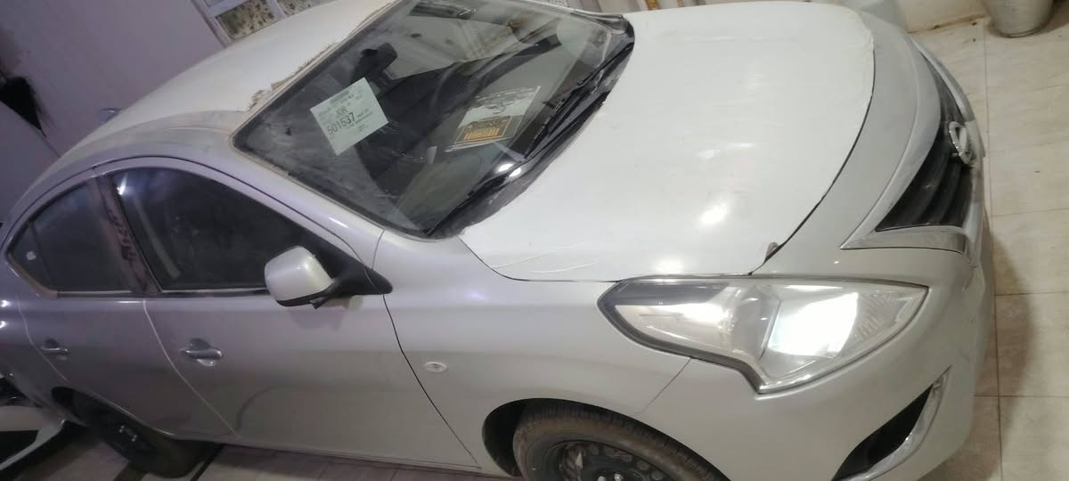 السلام عليكم 
سني هندي للبيع موديل ٢٠٢٥ لون سلفر زيرو ١٠٠ كيلو فقط رقم بغداد  تحويل مباشر 
للاتصال ***********
