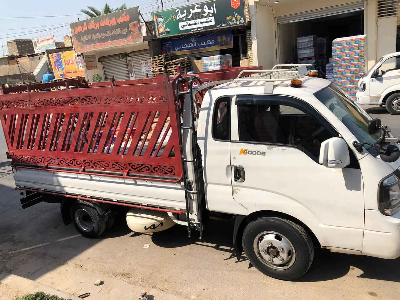 سلام عليكم سيارة فحل موديل عشرينن 
سيارة بسمي مشروع وطني السعر اتصل عل رقم
***********
