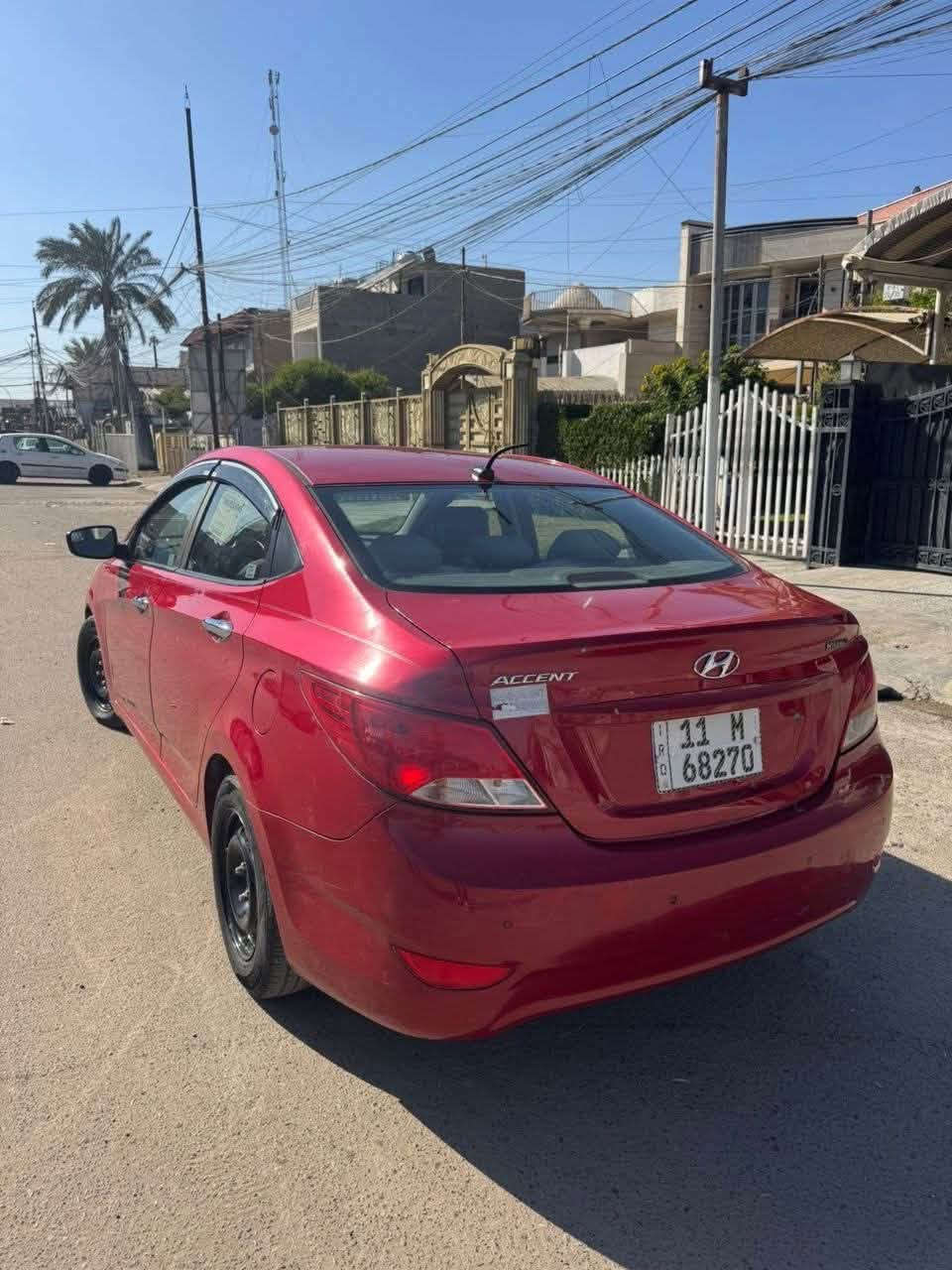 السلام عليكم
اكسنت 2014 وارد امريكي 1600 gdi 
گير at المرغوب 6 نمر
تحكم ستيرن و ايكو 
حادث قطعة وحدة بدون دواخل فقط بنيد مصبوغ 
تبريد ثلج 
صدر جديد 
تخم تاير جديد 
ادامة منظومة البانزين 
باتري ac delco جديد ظمان سنة 
السيارة مناقصهة شي 
شوية بيهة جراد بالبنيد لان مصبوغ 
السيارة باسمي تحويل ثاني يوم
السعر 83 وبيهة مجال
***********
مكانها بغداد الدورة الصحة
