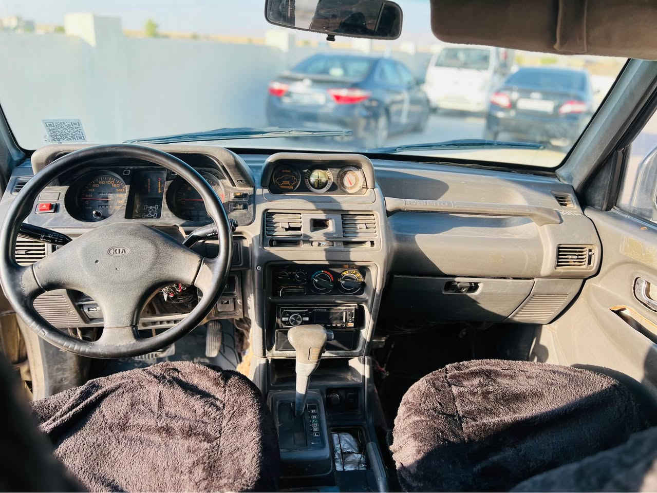 مستەر بۆشی مۆدێل 1998گێڕ مەکینە بەشەرت 
تەقەو رەقە بەشەرت جوار تایەی لۆک لەژێرە مەکینە شەش بسۆن 
ئەوەلیاتی بەشەرت مەزبوتە گێڕی ئۆتماتیکە جرکەی تیا نیە سعری 30گەڵا 
*********** شمشمل, السليمانية
