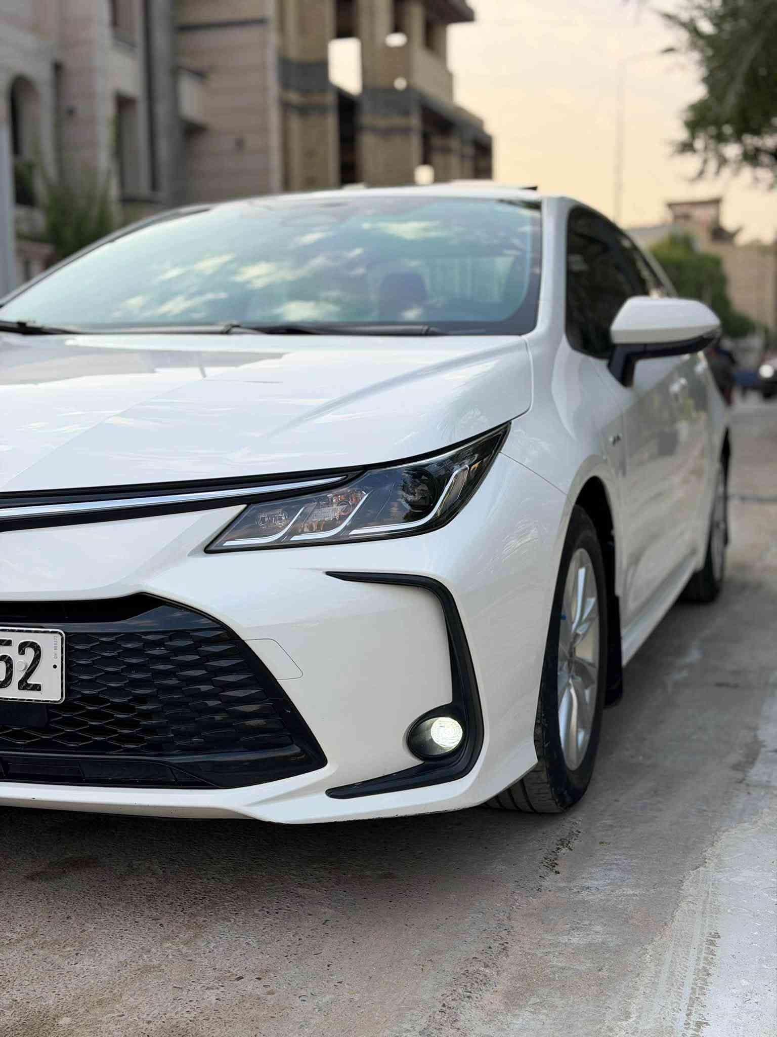 كورلا خليجي مديل 2025
مكفوله كفاله عامه ماشيه 6000 كرسي كهرباء 
قطعتين تبريد بصمه مواصفات الكورلا معروفه 
الجام مغلف عازل حراري والارضيه جلد السياره مكانها السيديه 
***********
