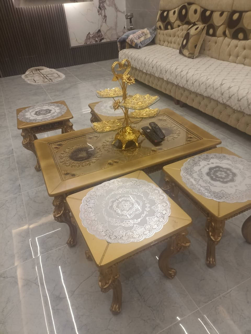 طخم طبلات عدد 5  نظيف مكان رشيديه السعر50 ***********
