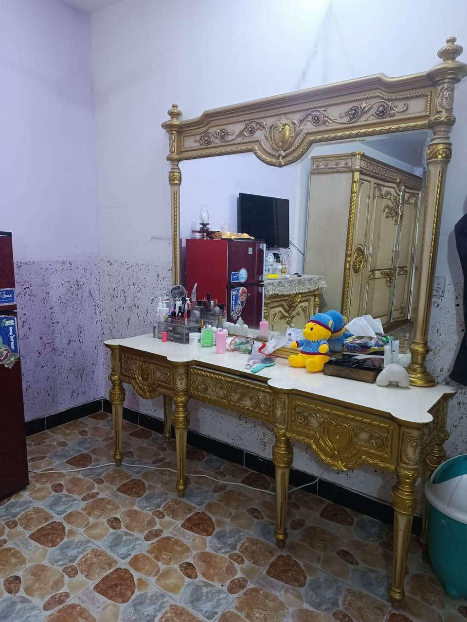 السلام عليكم ورحمة الله وبركاته غرفه زان مصري للبيع مع الدوشك سعرها 400 الدوشك نضيف حيل وجديد الله شاهد الغرفه تحتاج نجار شاطر يضبطها بالشد الي يريد يراسلنا واتساب ع هذا الرقم ***********
