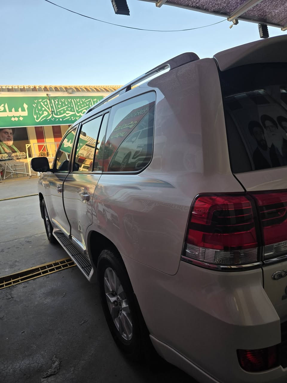السلام عليكم 
لاندكروز بريم موديل 16 رقم بغداد انكليزي الجديد ماشيه 114000  حقيقي فول واحد على واحد بصمات ثنين محرك 6 سلندر مامفتوح ولا الكير مفتوح
السونار مرفق مع الصور..
السعر 430 يعني 4دفاتر و30ورقه

العنوان:الديوانيه المركز
***********
بي واتس وغير متواجد ع الفيس
